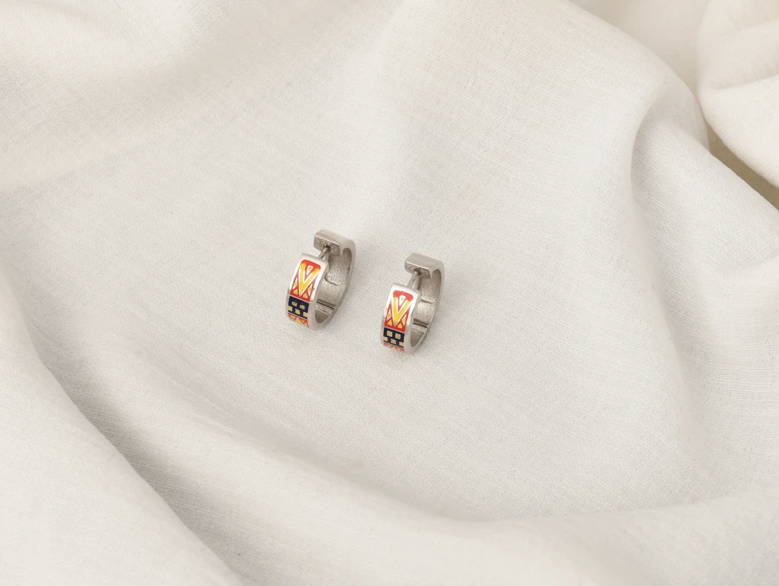 Ականջօղ զարդանախշ